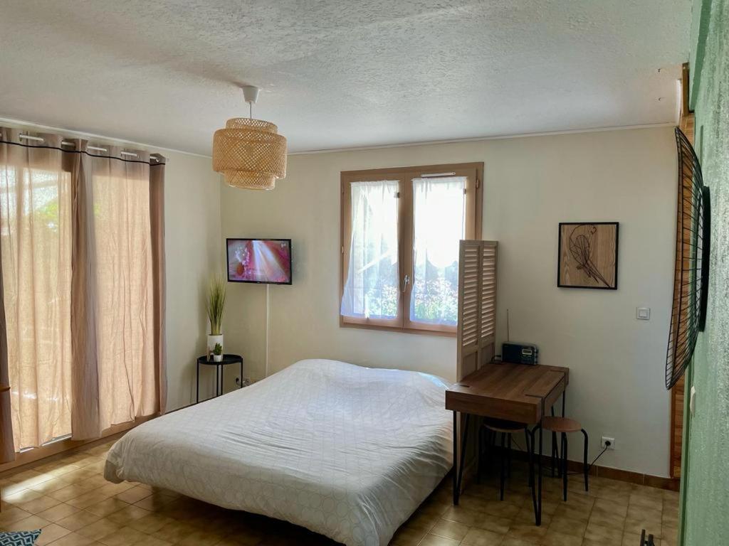 Studio - Greoux Les Bains Dış mekan fotoğraf